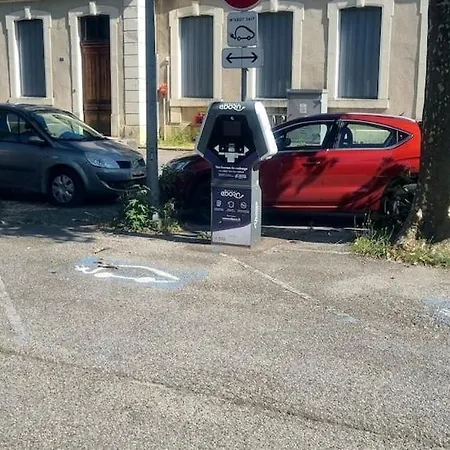 T2 Climatise 40 M 2, Non Fumeur, Borne Electrique Sur Parking Les Animaux Ne Sont Pas Acceptes Apartment *